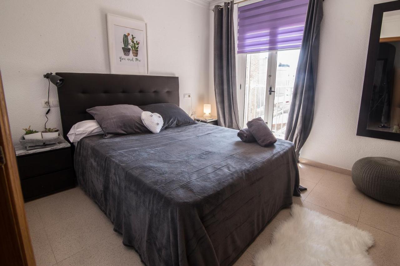 Tranquilo Y Acogedor En El Centro De La Ciudad Apartment Valencia Bagian luar foto