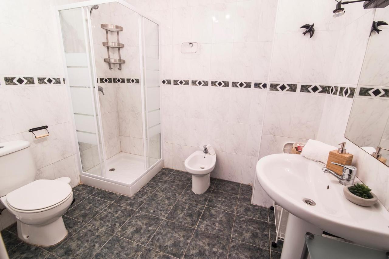 Tranquilo Y Acogedor En El Centro De La Ciudad Apartment Valencia Bagian luar foto